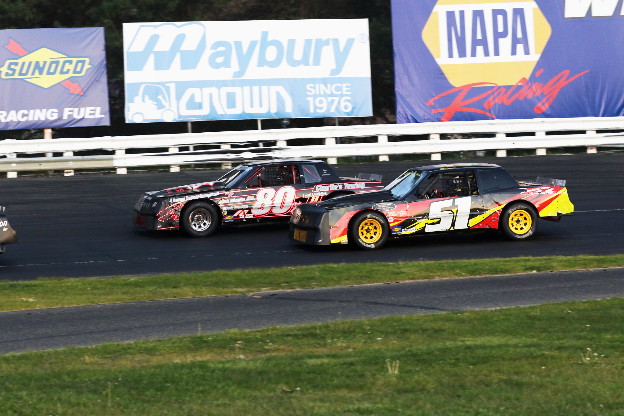 Duo of Bert Ouellette and Tyler Trott Seeking First Win of 2022 in Midstate Site Development Firecracker 30 at Stafford (CT)