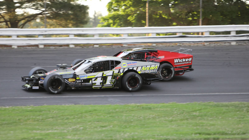 Tyler Chapman Leads Stafford’s SK Lights Into Dunleavy’s Modifiedz Night Extra Distance Event (CT)