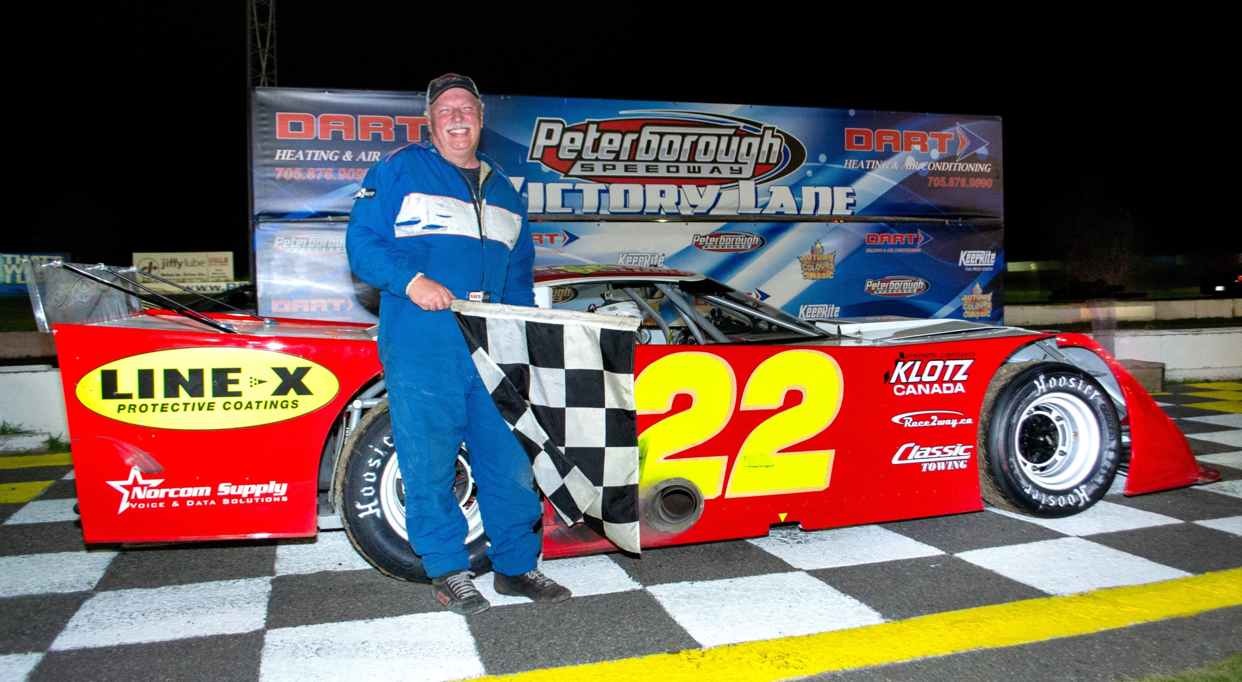 Glenn Watson Goes the Distance With a Peterborough Outlaw Super Late Model Victory (ON)